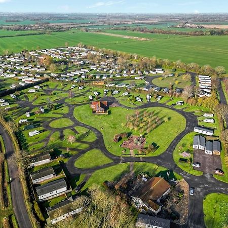 Cakes Ale Holiday Park 레이스톤 외부 사진